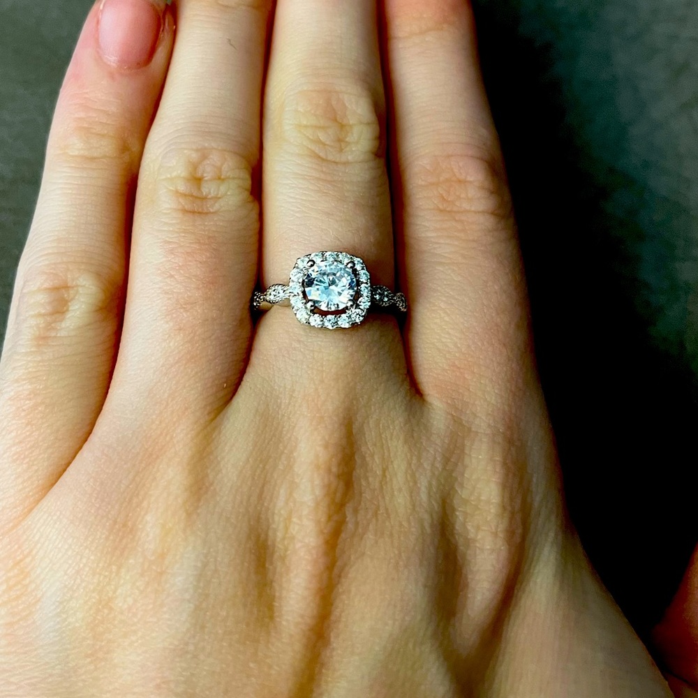 Charmed Aroma | Size 7 Ring